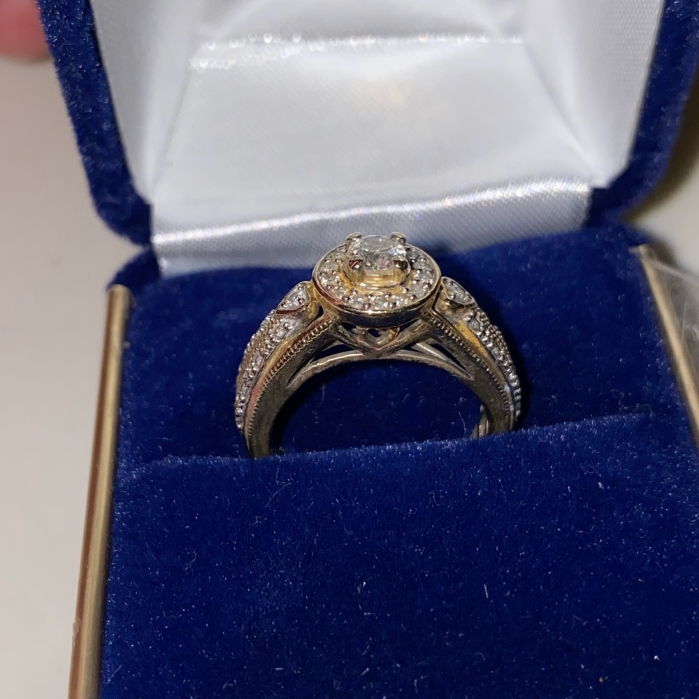 Wedding Ring Set - Picture 3 of 5